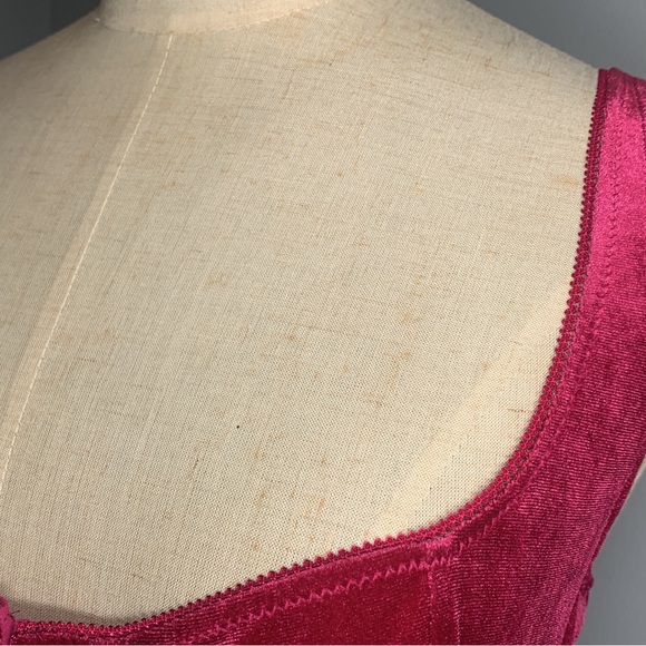 Vibrant Burgundy Velvet Corset Crop Top Bralette Urban Oufitters Out from Under - Picture 10 of 11